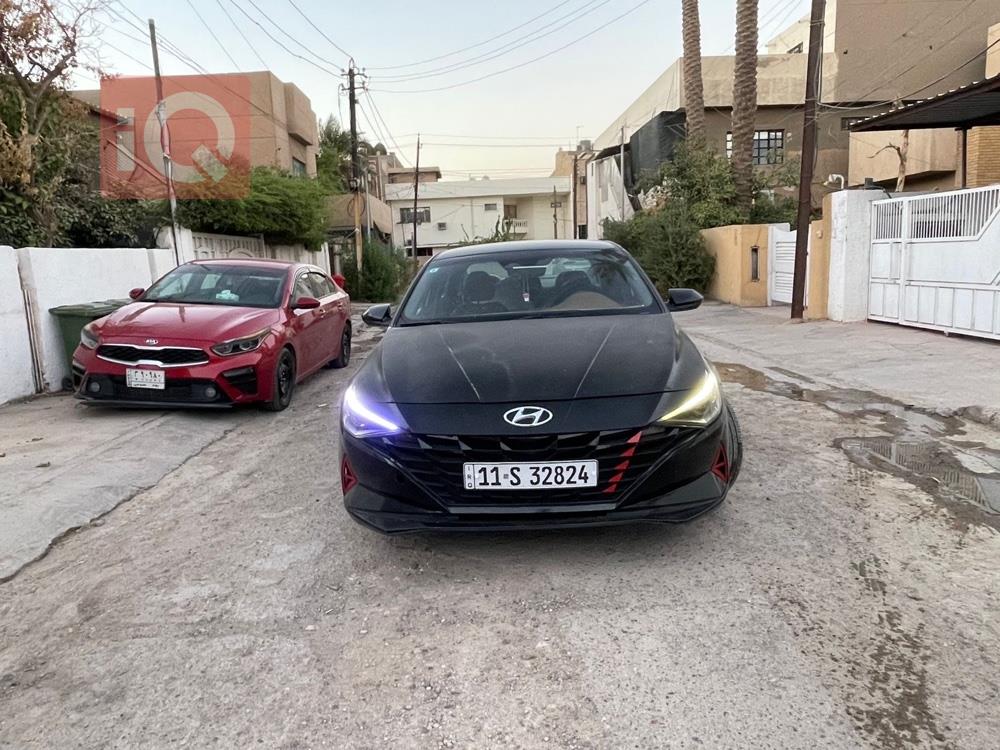 Hyundai Elantra
